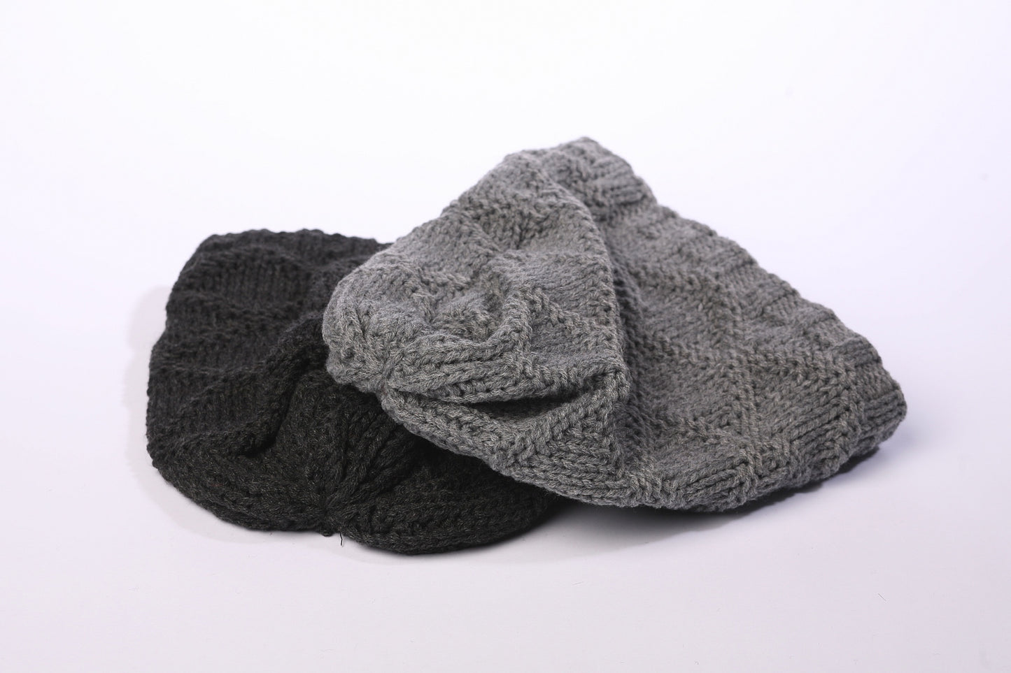DC-WM-832-Trendige Strickmütze, schwarz.Grau