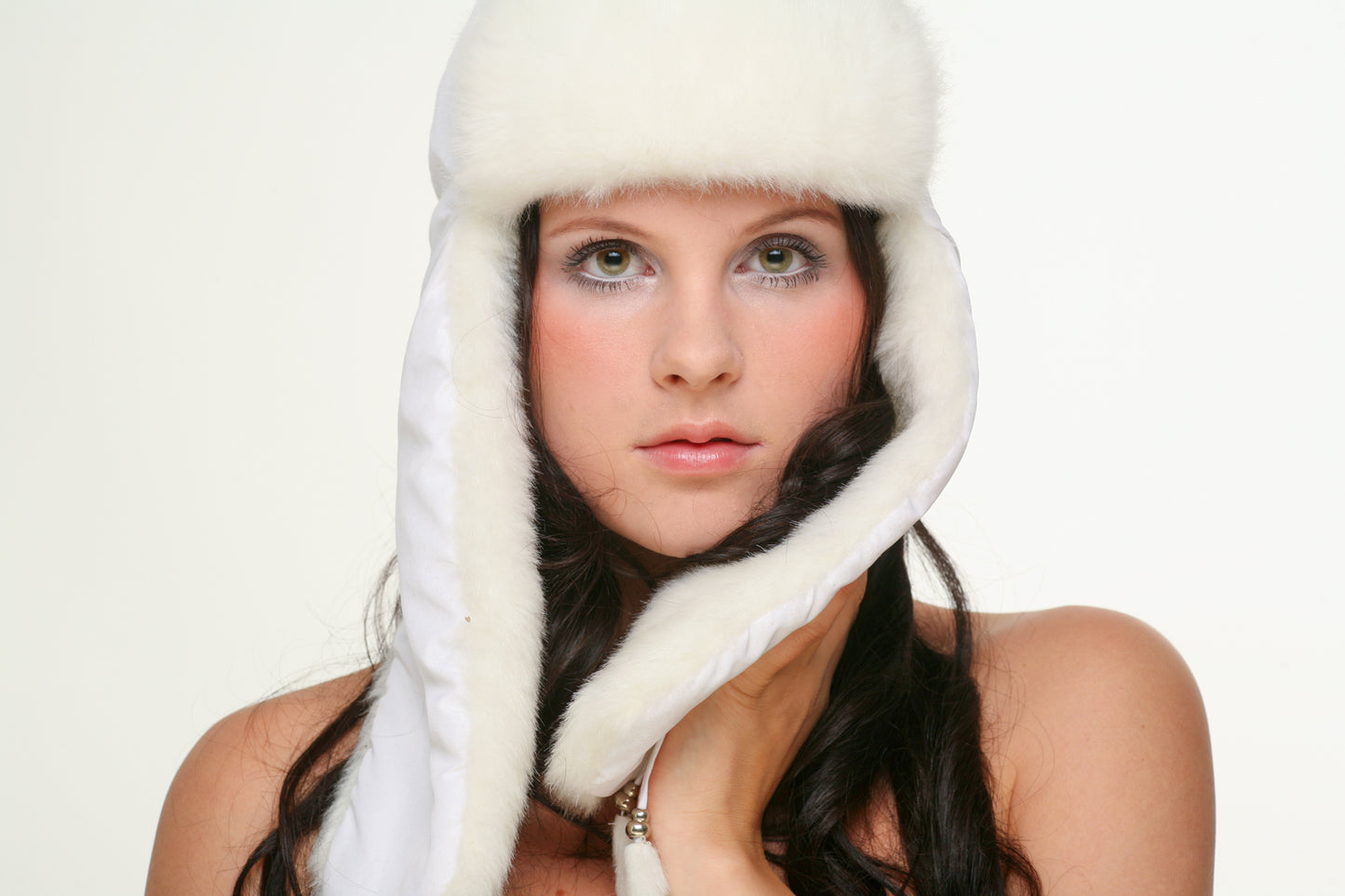 DC-W-458-1-Trendy Mütze mit überlangen Ohrenklappen mit Fellquasten