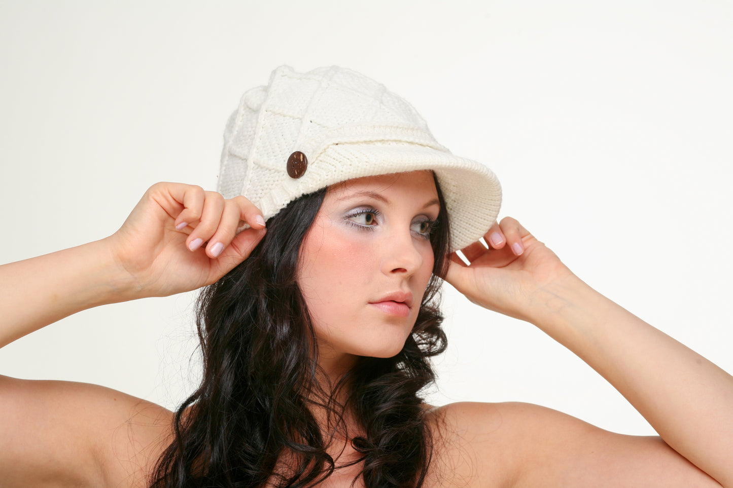 DC-W-416-Schicke Strickmütze mit Rautenmuster und eingearbeitetem Schirm