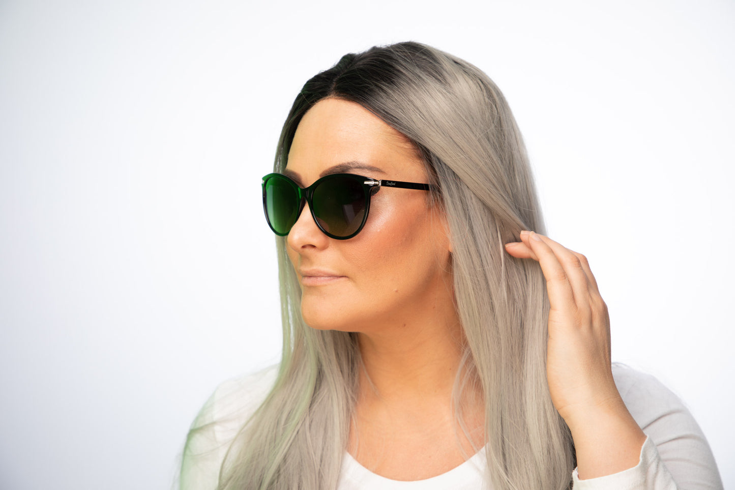 DC-18008-C2-S-hochwertigen Materialien wie: Acetate, Metal und Edelstahl gemacht.