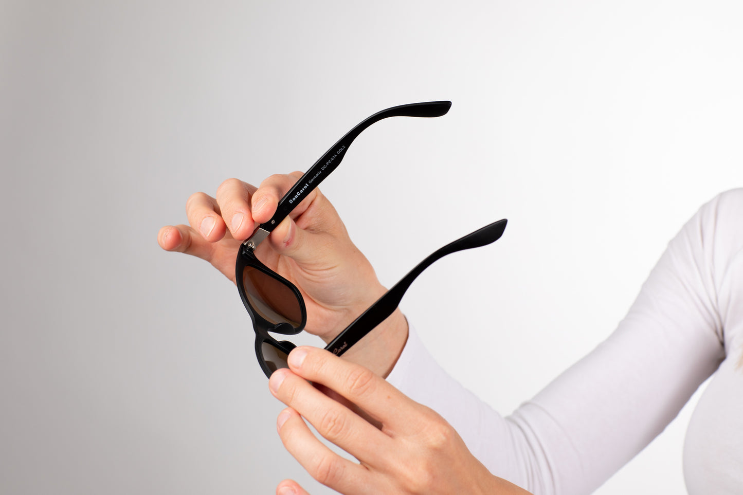 DC-PZ-034-C1-S- mit Polarisiert