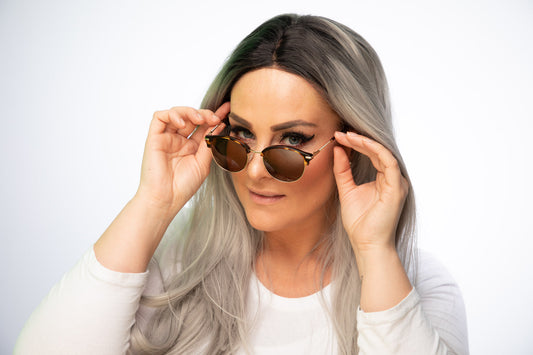 DC-A18007-C2-hochwertigen Materialien wie: Acetate, Metal und Edelstahl gemacht.