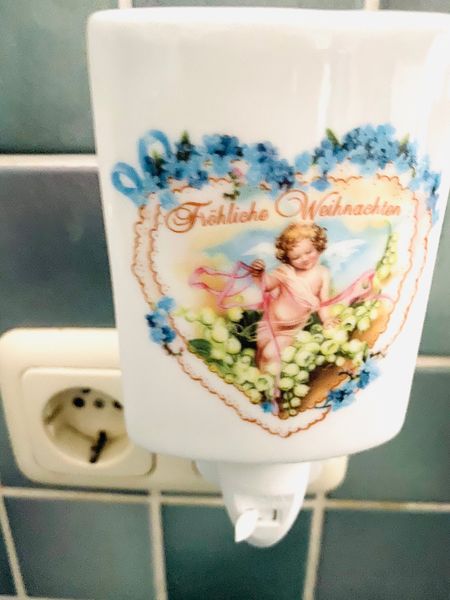 DC-Steckdosenlampe aus Porzellan-HERZ-W