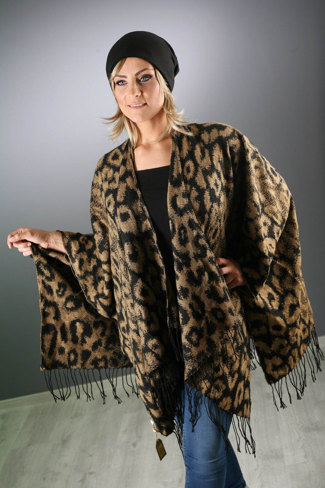 Poncho-Katzenmuster