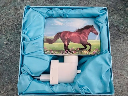 DC-Steckdosenlampe Porzellan-Pferd